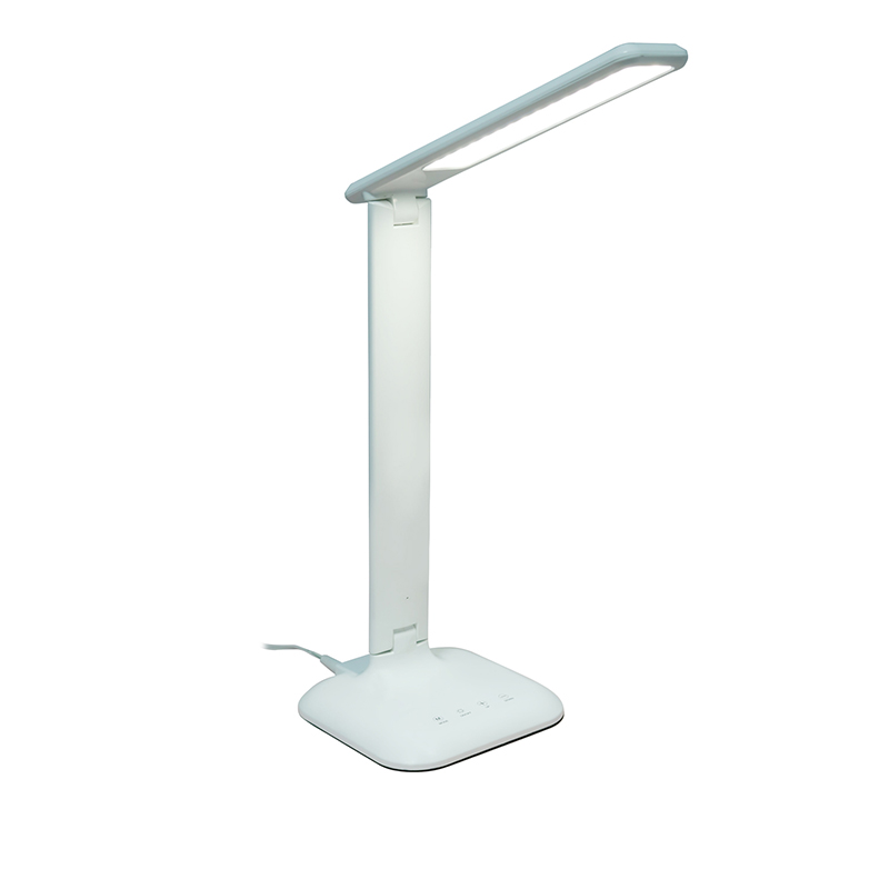 Lampu meja yang cukup
